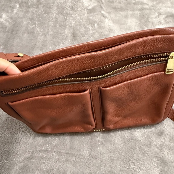 Fossil Brown Leather Crossbody Bag Purse adjustable straps - Picture 3 of 10
